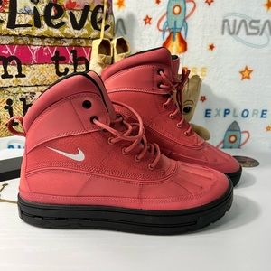 Nike Woodside 2 High GS Boots